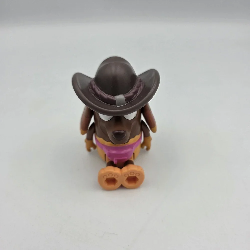 Bluey Pony Rides Lady Saoirse Replacement Figure Dog Western Hat Ludo Studio‎ 3